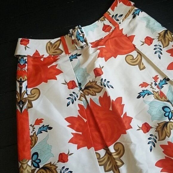 ⚘ Talbots 100% silk skirt - Picture 3 of 8